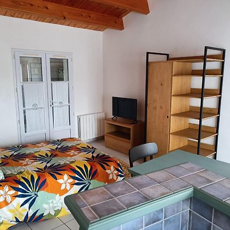 Large Studio Close To The Beach Saint-Martin-de-Ré Zewnętrze zdjęcie