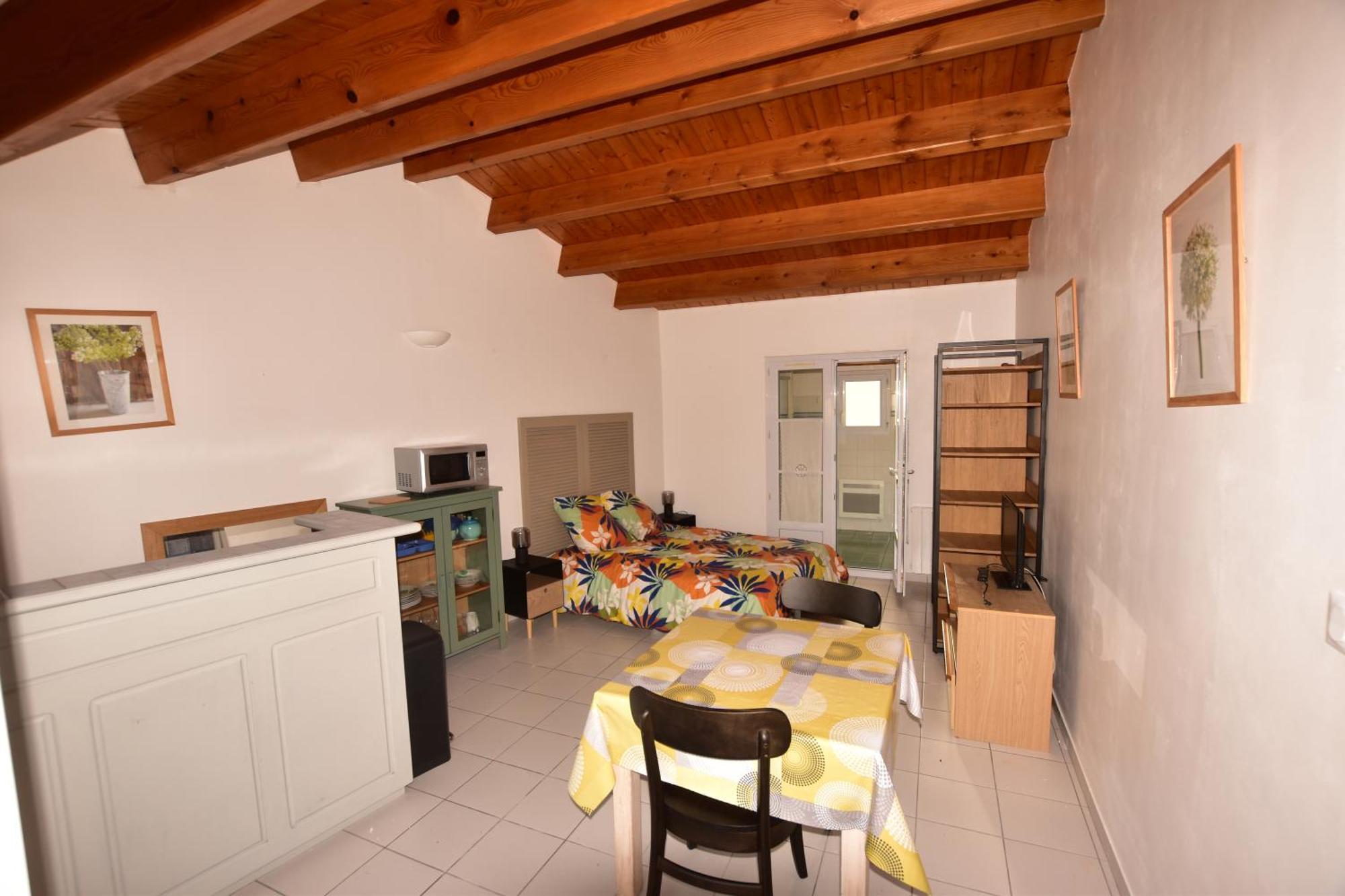 Large Studio Close To The Beach Saint-Martin-de-Ré Zewnętrze zdjęcie