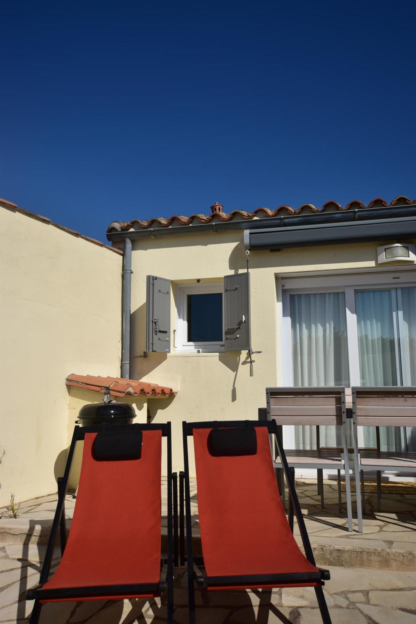 Large Studio Close To The Beach Saint-Martin-de-Ré Zewnętrze zdjęcie